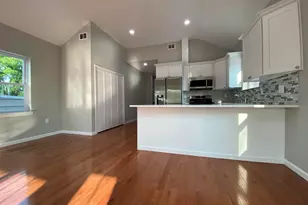 176 Avenue F, Bayonne, NJ 07002 - Photo 25