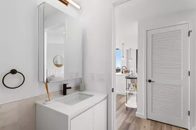 55 Jordan Ave #602, Jersey City, NJ 07306 - Photo 5