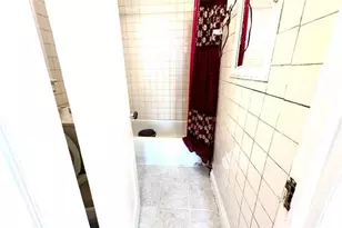 79 Pamrapo Ave, Jersey City, NJ 07305 - Photo 15