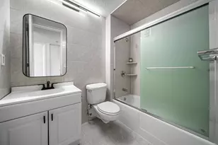 7000 Blvd E, Guttenberg, NJ 07093 - Photo 17