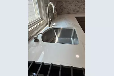 82 Prospect Ave #3, Bayonne, NJ 07002 - Photo 3