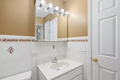 83 Oakland Ave, Jersey City, NJ 07306 - Photo 23