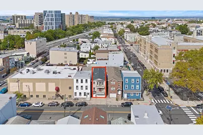 83 Oakland Ave, Jersey City, NJ 07306 - Photo 1