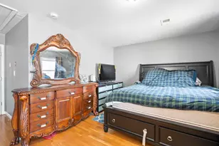 83 Oakland Ave, Jersey City, NJ 07306 - Photo 25