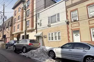 208 70th St, Guttenberg, NJ 07093 - Photo 9