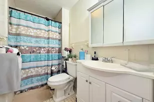 208 70th St, Guttenberg, NJ 07093 - Photo 3