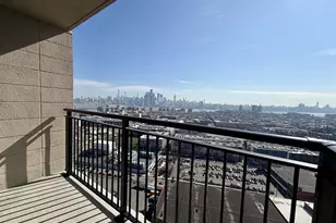 100 Manhattan Ave, Union City, NJ 07087 - Photo 29