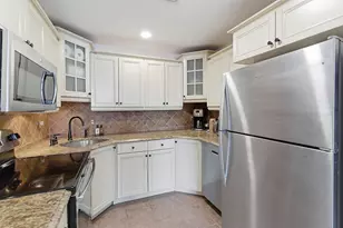 206 Shearwater Ct W, Jersey City, NJ 07305 - Photo 7