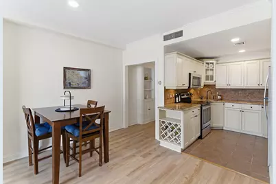 206 Shearwater Ct West #61, Jersey City, NJ 07305 - Photo 5