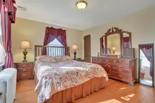 10 Lynn Ct, Rutherford, NJ 07070 - Photo 17