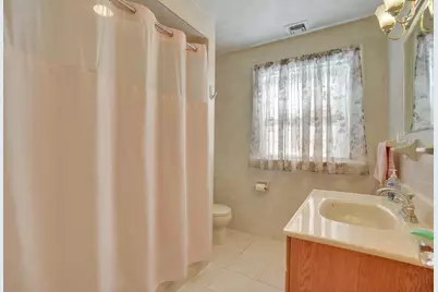 10 Lynn Ct, Rutherford, NJ 07070 - Photo 21