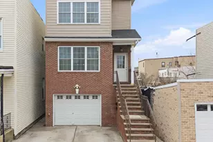 10 Mechanic St, Bayonne, NJ 07002 - Photo 1