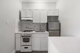 821 Bergen Ave, Jersey City, NJ 07306 - Photo 9