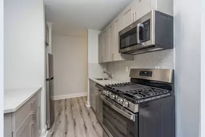 269 Varick St #3B, Jersey City, NJ 07302 - Photo 1