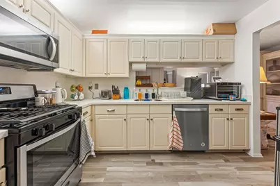 134 Cherry St, Jersey City, NJ 07305 - Photo 9