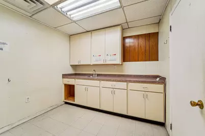 600 Kennedy Blvd #1, Union City, NJ 07087 - Photo 13