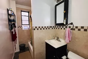 118 Corbin Ave, Jersey City, NJ 07306 - Photo 5