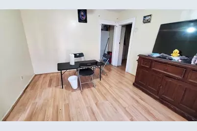 125-127 Beacon Ave #2, Jersey City, NJ 07306 - Photo 1