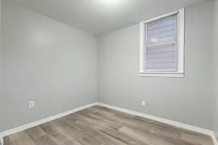 197 Hutton St, Jersey City, NJ 07307 - Photo 11