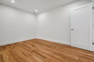 927 Pavonia Ave, Jersey City, NJ 07306 - Photo 11