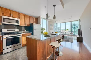 20 Newport Pkwy, Jersey City, NJ 07310 - Photo 3