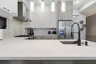 19 Eastern Pkwy, Jersey City, NJ 07305 - Photo 27