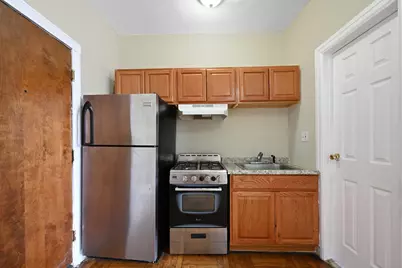 124 Storms Ave #4E, Jersey City, NJ 07306 - Photo 9