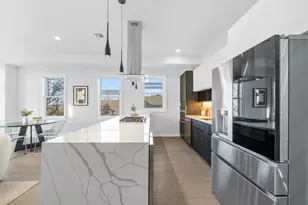 272 Terrace Ave, Jersey City, NJ 07307 - Photo 5