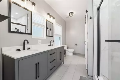 285 Terrace Ave, Jersey City, NJ 07307 - Photo 23