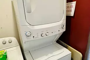 682 Summit Ave, Jersey City, NJ 07306 - Photo 21