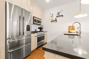 386 5th St, Jersey City, NJ 07302 - Photo 3