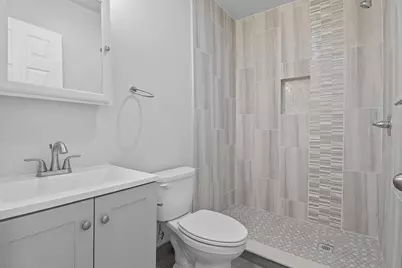 95 Claremont Ave, Jersey City, NJ 07304 - Photo 15