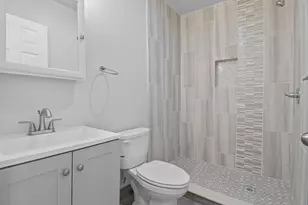 95 Claremont Ave, Jersey City, NJ 07304 - Photo 15