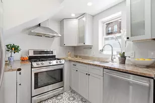 295 4th St, Jersey City, NJ 07302 - Photo 11