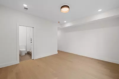 249.5 Halladay St #2, Jersey City, NJ 07304 - Photo 19
