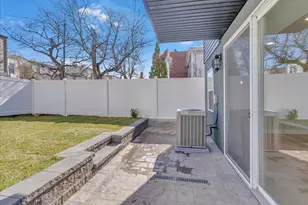 206 Clendenny Ave, Jersey City, NJ 07304 - Photo 31