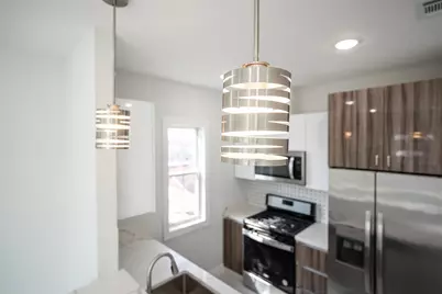 144 Bergen Ave #2E, Jersey City, NJ 07305 - Photo 3