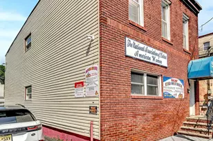 308 38th St, Union City, NJ 07087 - Photo 3