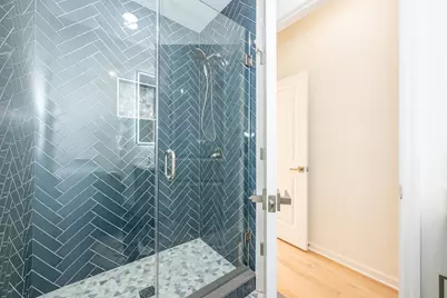 38 Zabriskie St #2R, Jersey City, NJ 07307 - Photo 7