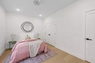 249 5 Halladay St, Jersey City, NJ 07304 - Photo 25