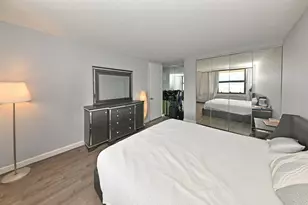7002 Blvd E, Guttenberg, NJ 07093 - Photo 17