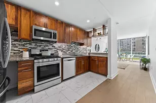 20 Newport Pkwy, Jersey City, NJ 07310 - Photo 5