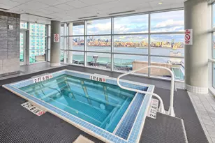 20 Newport Pkwy, Jersey City, NJ 07310 - Photo 17