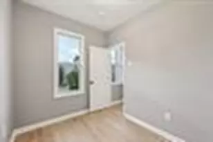 196 Clendenny Ave, Jersey City, NJ 07304 - Photo 15