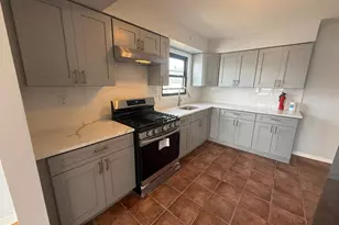 4 Sayles St, Jersey City, NJ 07305 - Photo 9