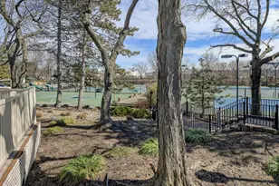 598 Sanderling Ct, Secaucus, NJ 07094 - Photo 19