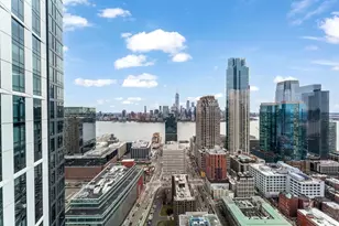 25 Christopher Columbus Dr, Jersey City, NJ 07302 - Photo 13