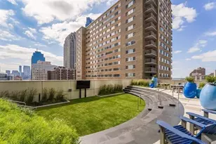 25 Christopher Columbus Dr, Jersey City, NJ 07302 - Photo 41