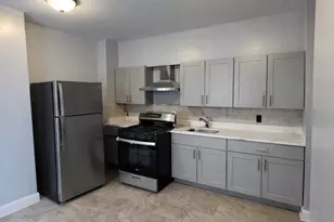 138 Bayview Ave, Jersey City, NJ 07305 - Photo 5