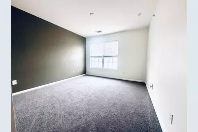 5 Soho Dr #111, Jersey City, NJ 07305 - Photo 5